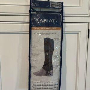 Ariat black suede Breeze half chaps Size small women’s